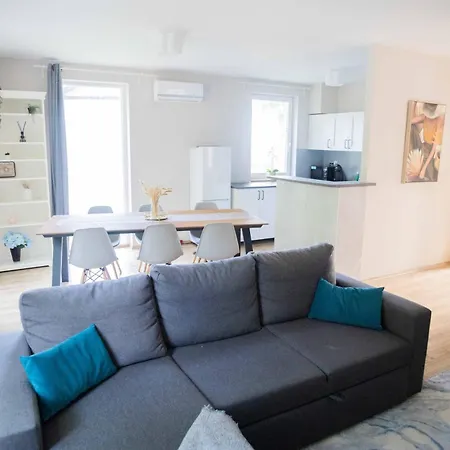 House Of Kenese-voelgye *