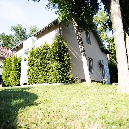 House Of Kenese-voelgye Apartment *