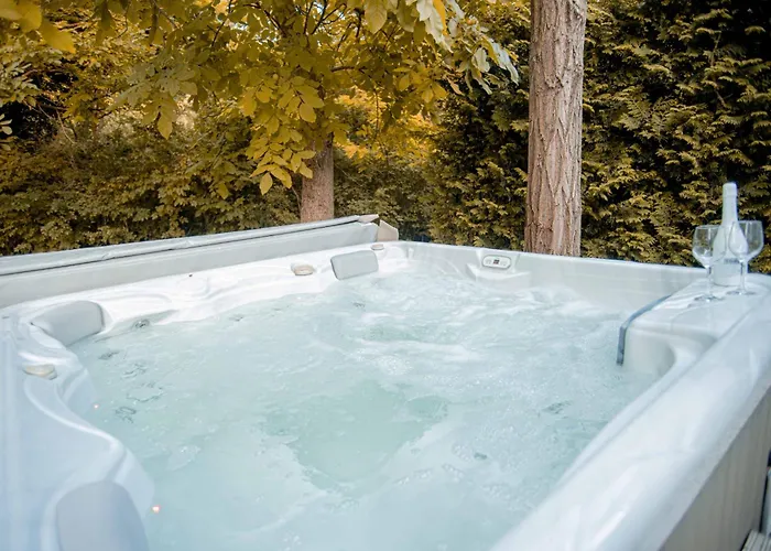 House Of Kenese-voelgye * באלאטונקנשה